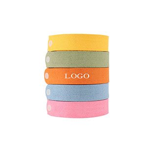 Mosquito repellent bracelet